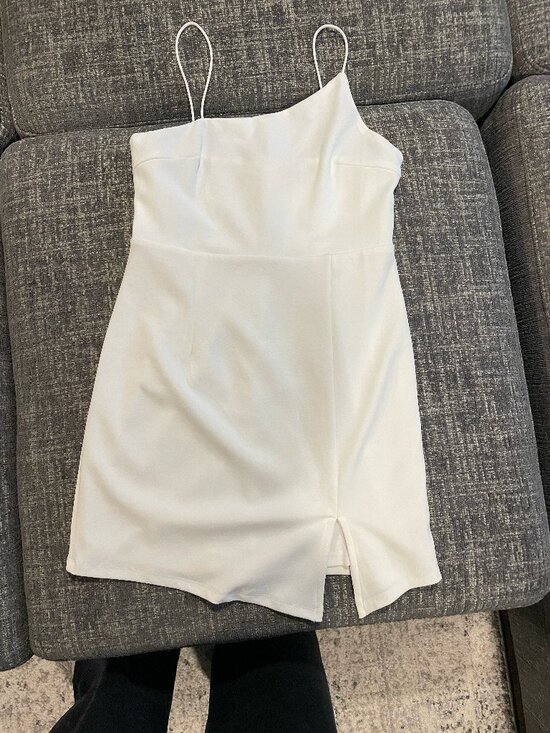 Lulus Dresses & Skirts - size medium lulus mini dress white
